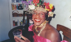 Nhà hoạt động chuyển giới Marsha P. Johnson được Google Doodle vinh danh