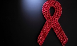 Đại hội đồng LHQ bác bỏ đề xuất của Nga, thông qua tuyên bố về AIDS